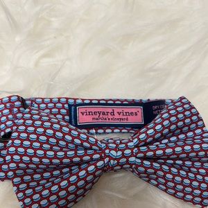 NWT boys Vineyard Vines Bow tie/ Adjustable
